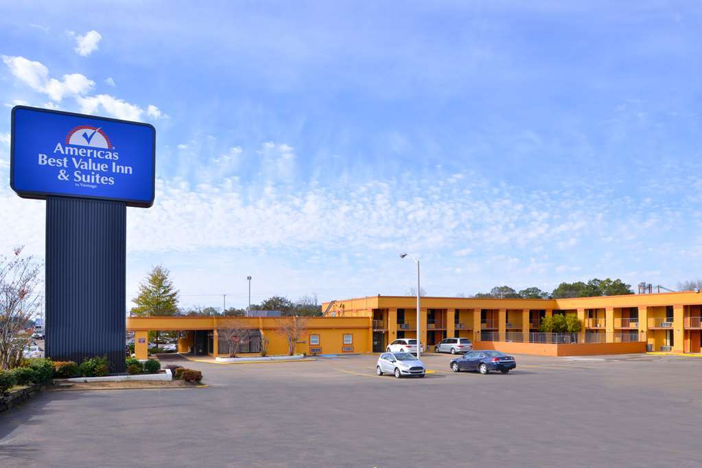 Quality Inn Старквілл Екстер'єр фото